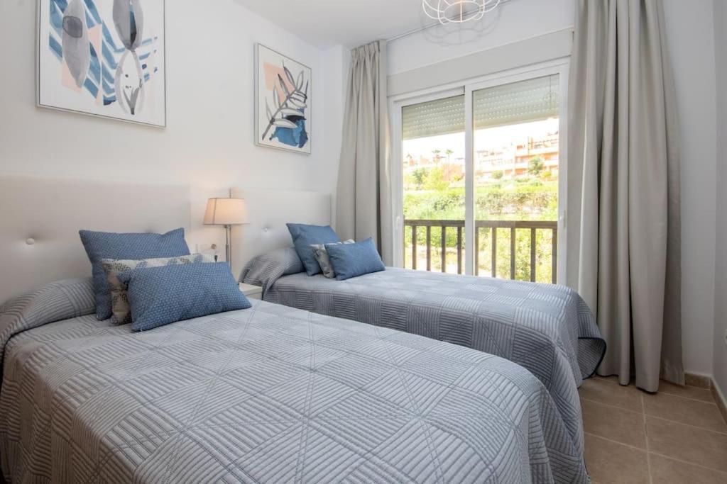 דירות Buenas Noches Penthouse With Roof Terrace, Bbq, Pool- And Sea Views מראה חיצוני תמונה