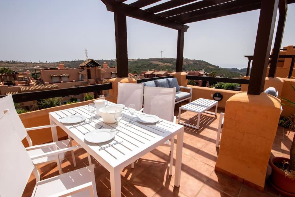 דירות Buenas Noches Penthouse With Roof Terrace, Bbq, Pool- And Sea Views מראה חיצוני תמונה