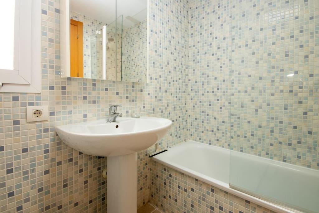 דירות Buenas Noches Penthouse With Roof Terrace, Bbq, Pool- And Sea Views מראה חיצוני תמונה