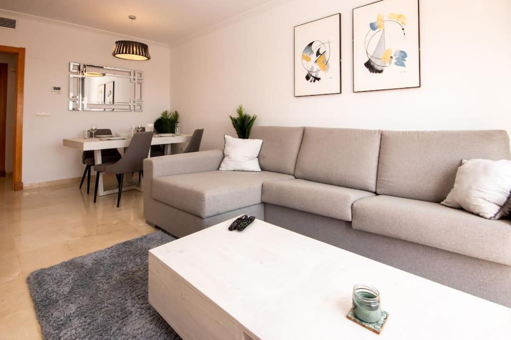 דירות Buenas Noches Penthouse With Roof Terrace, Bbq, Pool- And Sea Views מראה חיצוני תמונה