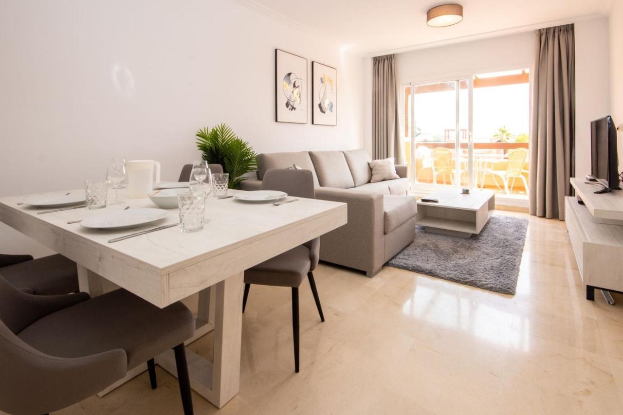 דירות Buenas Noches Penthouse With Roof Terrace, Bbq, Pool- And Sea Views מראה חיצוני תמונה